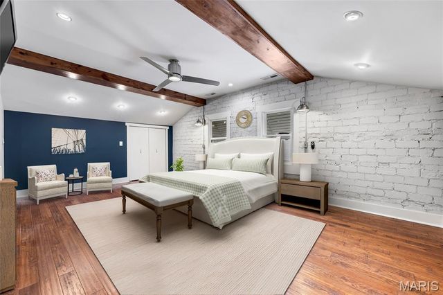 6563 Hoffman Avenue, St Louis, MO 63139