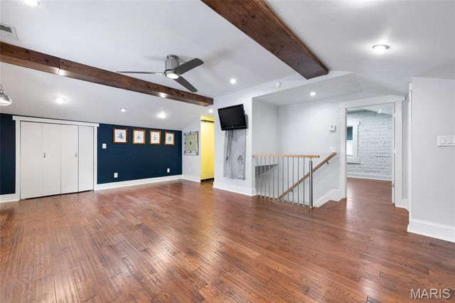 6563 Hoffman Avenue, St Louis, MO 63139