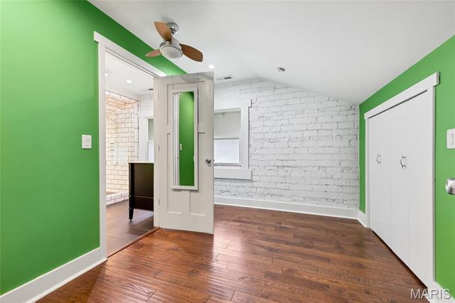 6563 Hoffman Avenue, St Louis, MO 63139