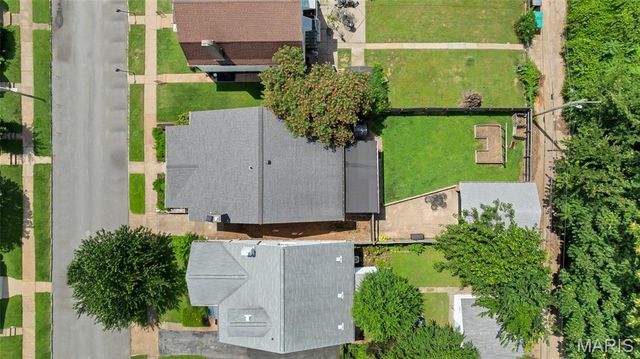 6563 Hoffman Avenue, St Louis, MO 63139