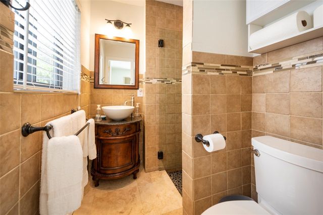 3412 Leigh Rd, Pompano Beach, FL 33062