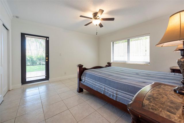 3412 Leigh Rd, Pompano Beach, FL 33062