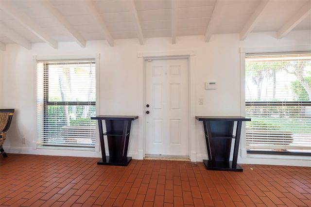 3412 Leigh Rd, Pompano Beach, FL 33062