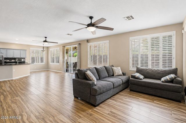 26053 N 68TH Drive, Peoria, AZ 85383