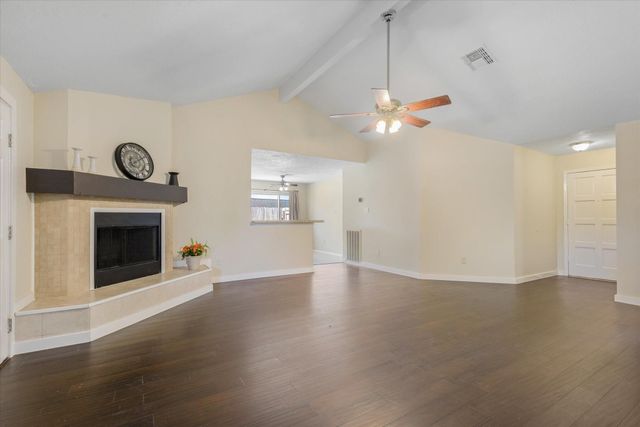 2507 Kings Chapel Road, Friendswood, TX 77546