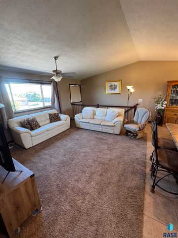 6509 S Tomar Rd Apt 3, Sioux Falls, SD 57108
