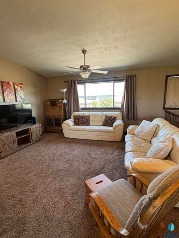 6509 S Tomar Rd Apt 3, Sioux Falls, SD 57108