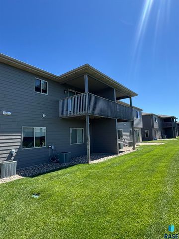 6509 S Tomar Rd Apt 3, Sioux Falls, SD 57108