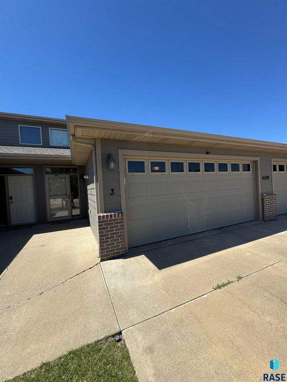 6509 S Tomar Rd Apt 3, Sioux Falls, SD 57108