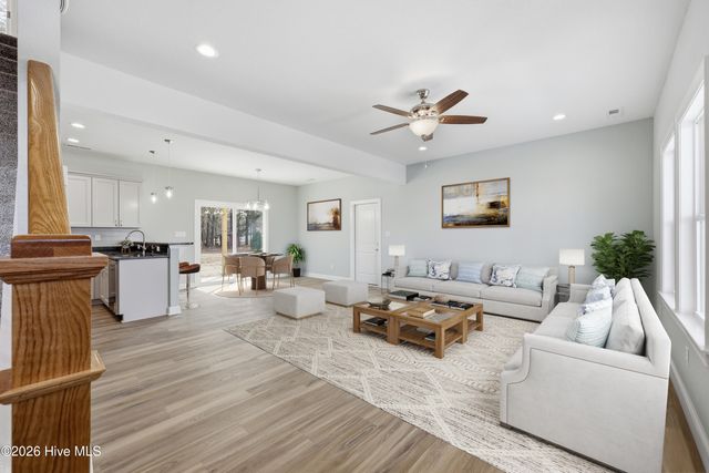 511 Harvest Point Road, Elizabeth City, NC 27909