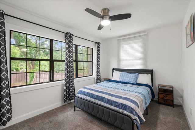 2859 W Brooklyn Avenue, Dallas, TX 75211