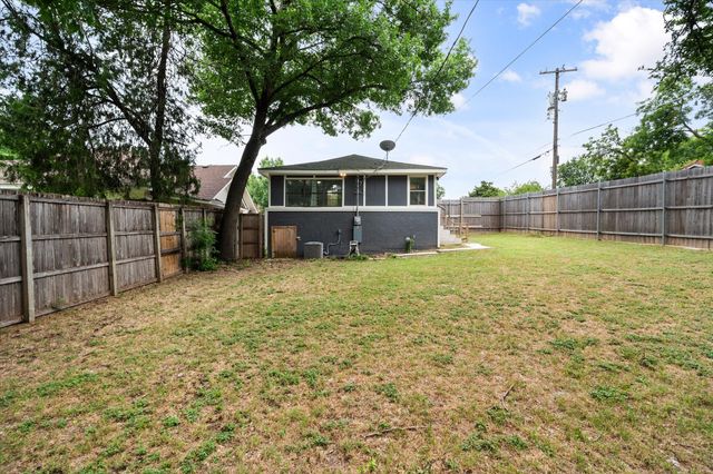 2859 W Brooklyn Avenue, Dallas, TX 75211