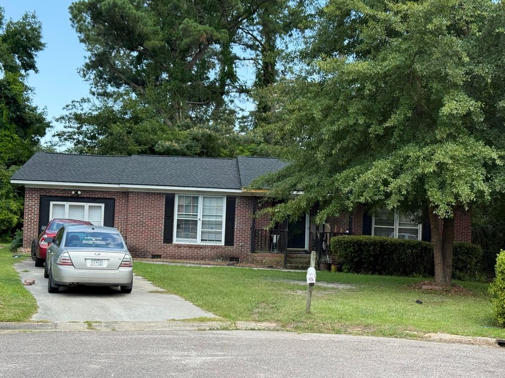 102 Helen Court, Ladson, SC 29456