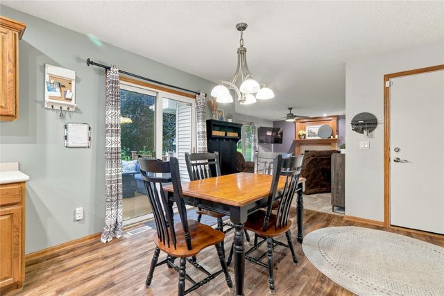 2306 NW Park Meadows Drive, Ankeny, IA 50023