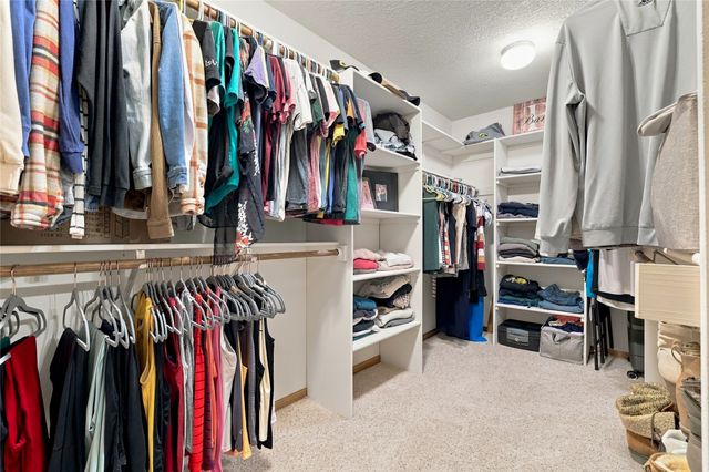 2306 NW Park Meadows Drive, Ankeny, IA 50023