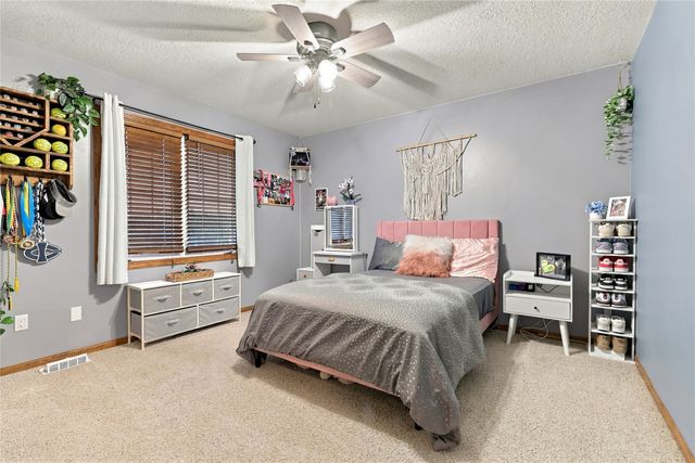 2306 NW Park Meadows Drive, Ankeny, IA 50023