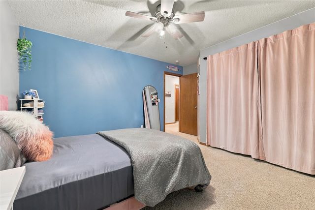 2306 NW Park Meadows Drive, Ankeny, IA 50023