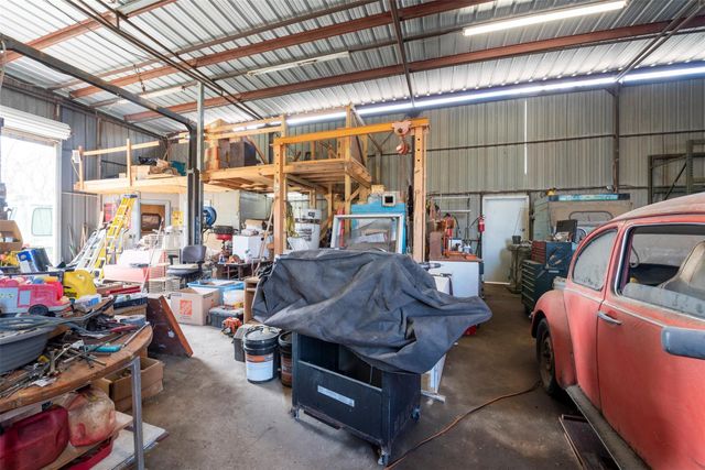 1515 Algoa Friendswood Road, Alvin, TX 77511