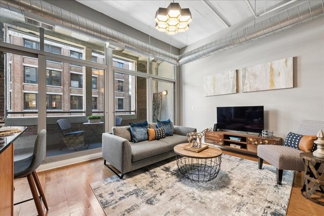 565 W Quincy Street 609, Chicago, IL 60661