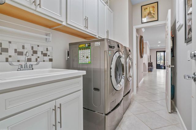 4337 Beauty Leaf Circle, Vero Beach, FL 32967