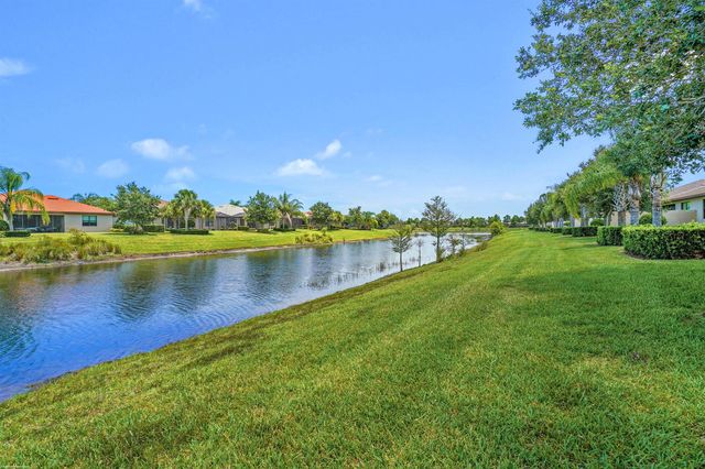 4337 Beauty Leaf Circle, Vero Beach, FL 32967