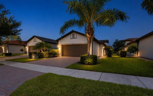 4337 Beauty Leaf Circle, Vero Beach, FL 32967