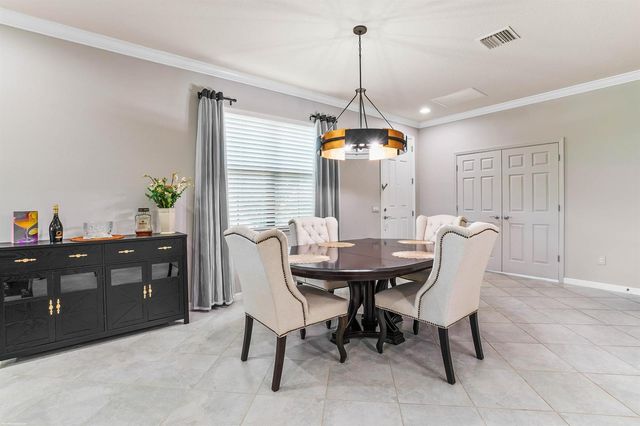 4337 Beauty Leaf Circle, Vero Beach, FL 32967