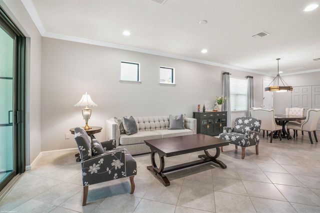 4337 Beauty Leaf Circle, Vero Beach, FL 32967