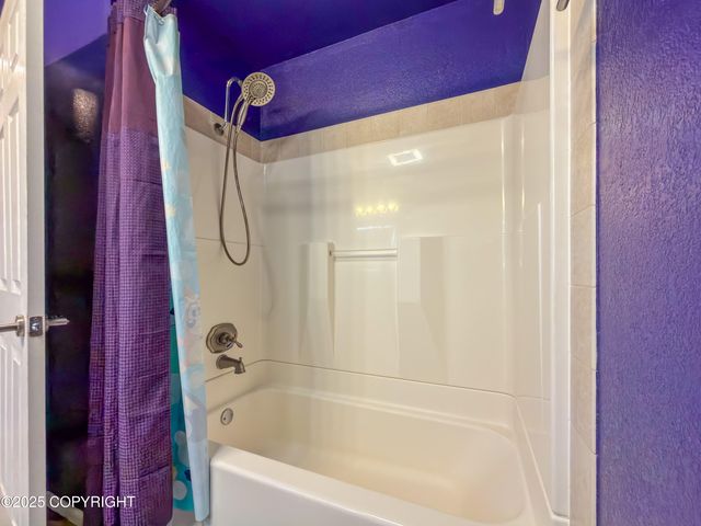 10529 Boysen Berry Place, Anchorage, AK 99515