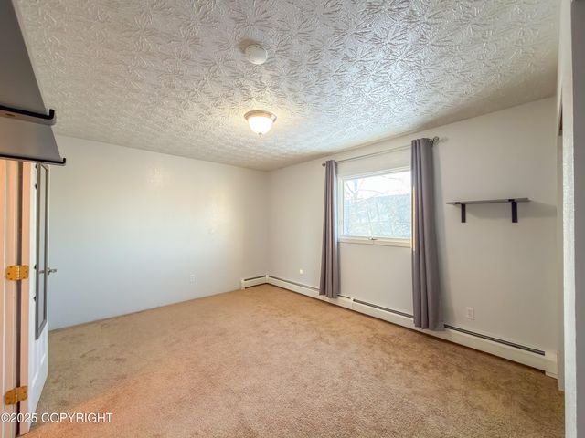 10529 Boysen Berry Place, Anchorage, AK 99515