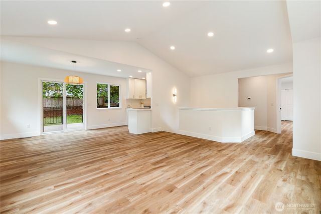 521 Rainbow Drive, Sedro Woolley, WA 98284