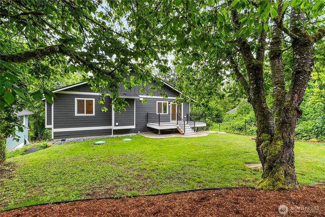 521 Rainbow Drive, Sedro Woolley, WA 98284