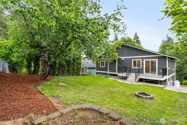 521 Rainbow Drive, Sedro Woolley, WA 98284