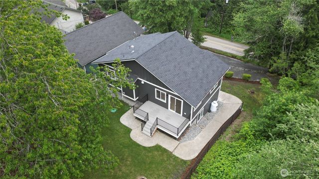 521 Rainbow Drive, Sedro Woolley, WA 98284