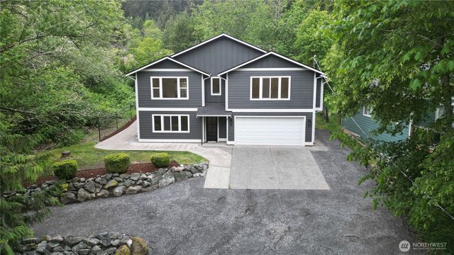 521 Rainbow Drive, Sedro Woolley, WA 98284