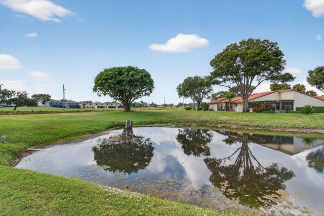 5771 Fairway Park Court 205, Boynton Beach, FL 33437