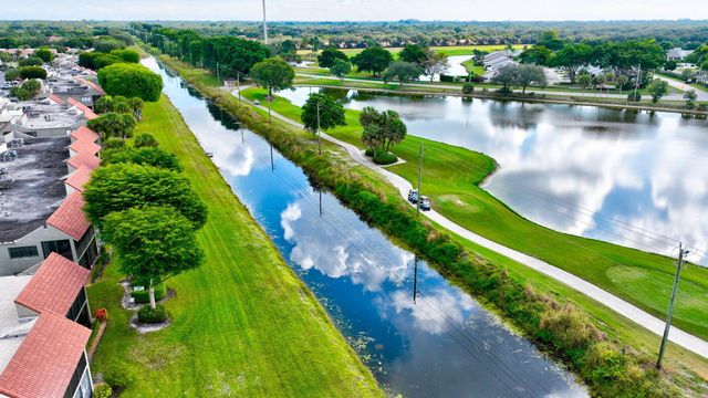 5771 Fairway Park Court 205, Boynton Beach, FL 33437