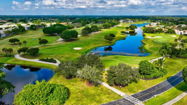 5771 Fairway Park Court 205, Boynton Beach, FL 33437