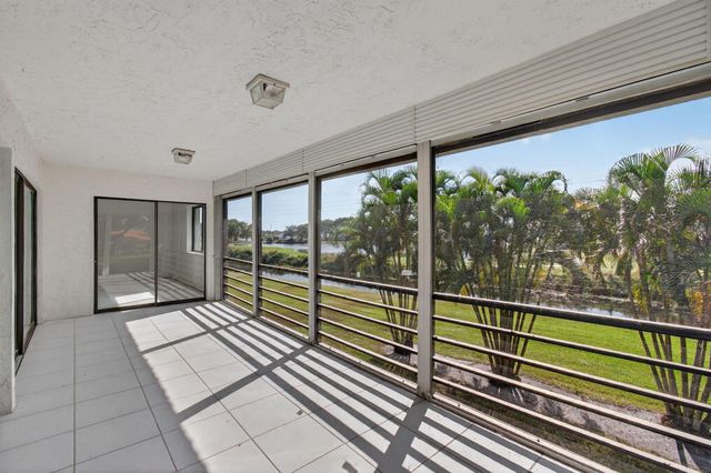 5771 Fairway Park Court 205, Boynton Beach, FL 33437