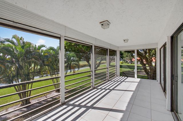 5771 Fairway Park Court 205, Boynton Beach, FL 33437