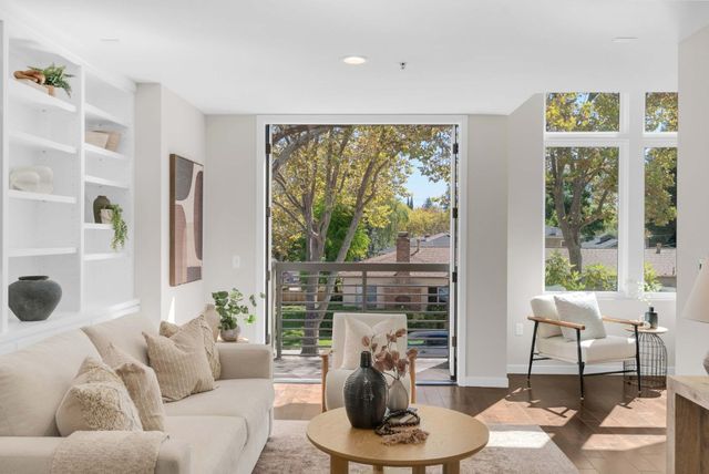 612 Hope Street, Mountain View, CA 94041