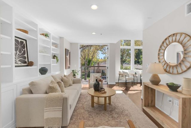 612 Hope Street, Mountain View, CA 94041