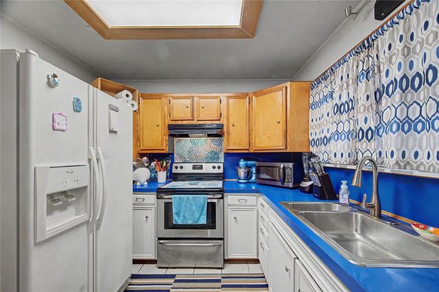 1019 Sunset Drive, San Leon, TX 77539
