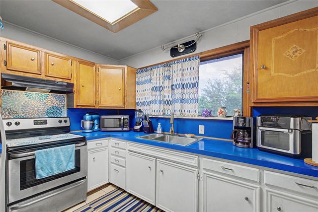 1019 Sunset Drive, San Leon, TX 77539