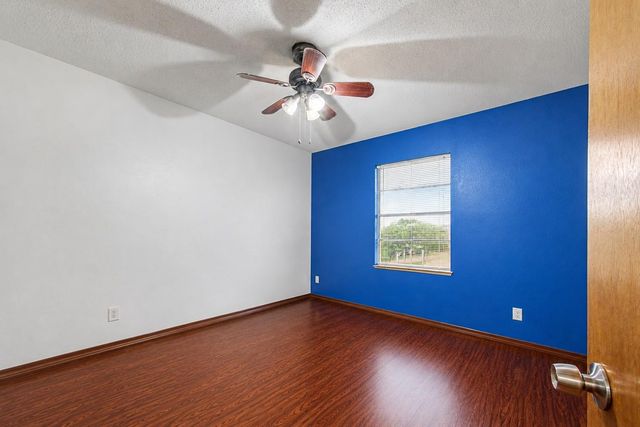 1019 Sunset Drive, San Leon, TX 77539