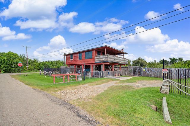 1019 Sunset Drive, San Leon, TX 77539