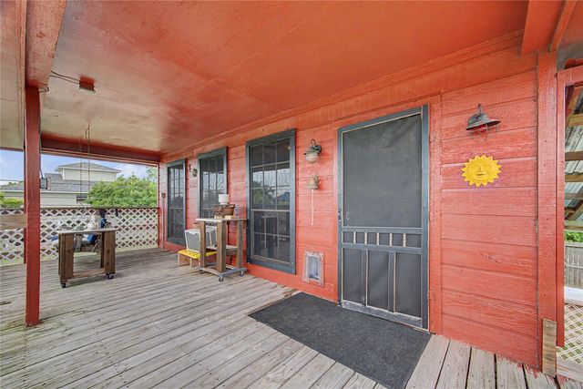 1019 Sunset Drive, San Leon, TX 77539