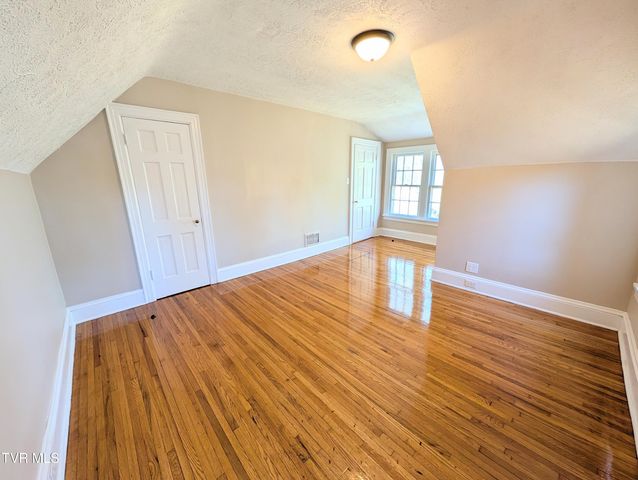 1027 Columbia Road, Bristol, TN 37620
