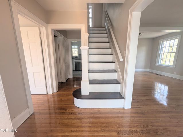 1027 Columbia Road, Bristol, TN 37620