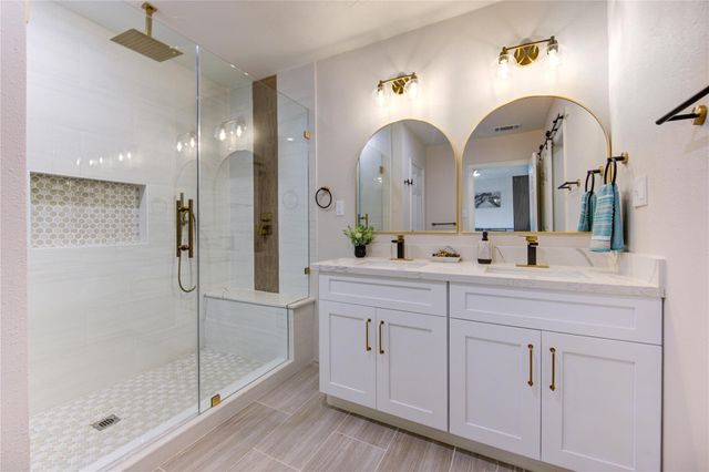 3221 Durhill Street, Houston, TX 77025